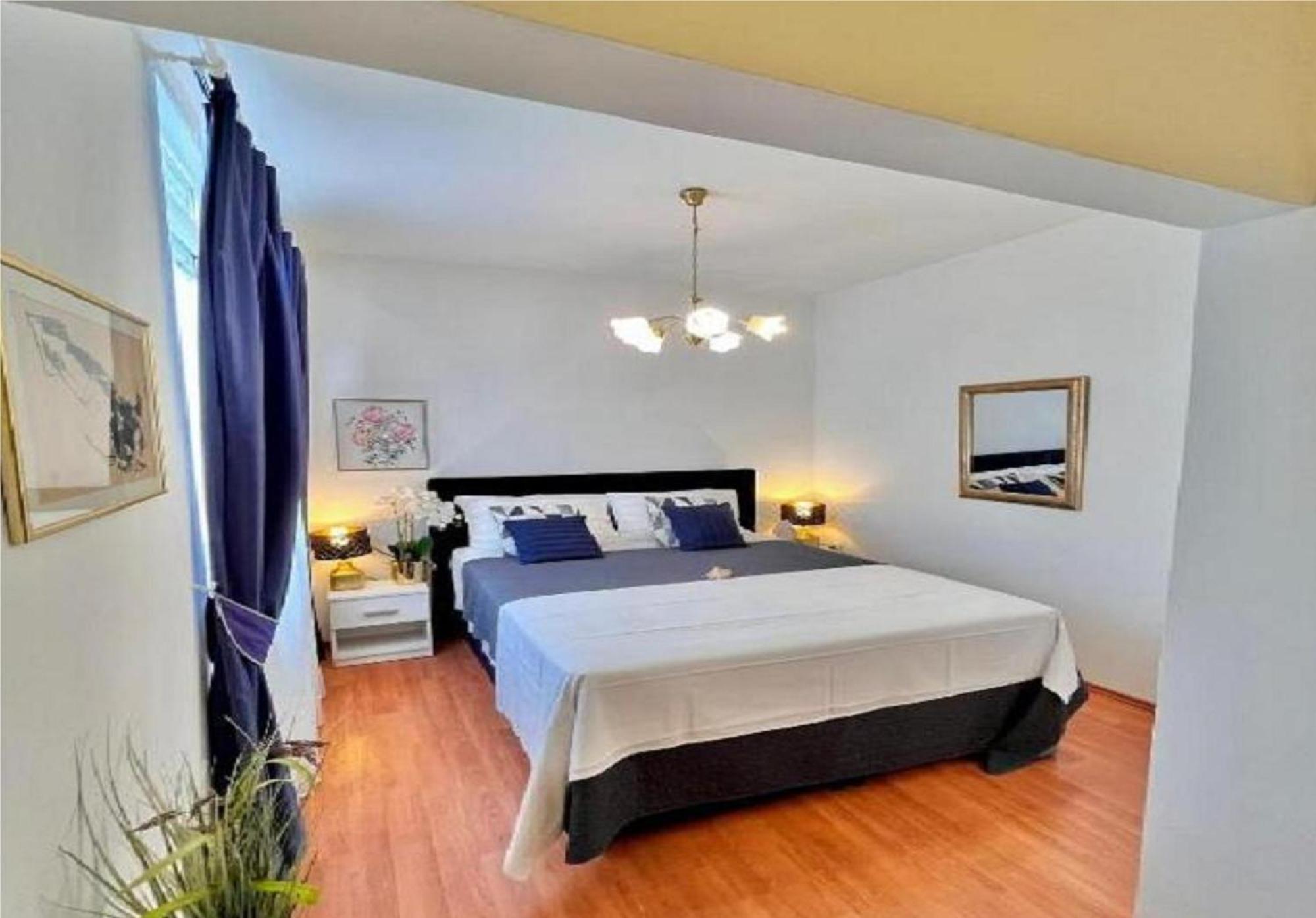 Seaside Lux Apartment Dugi Rat Bagian luar foto